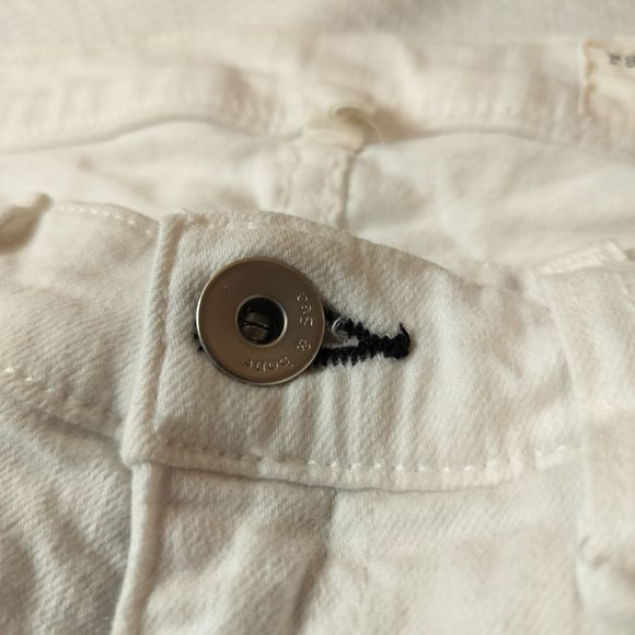 Women's Rag & Bone - Dre in Aged Bright White. Size 24. Japanese Selvedge Denim - Picture 4 of 10